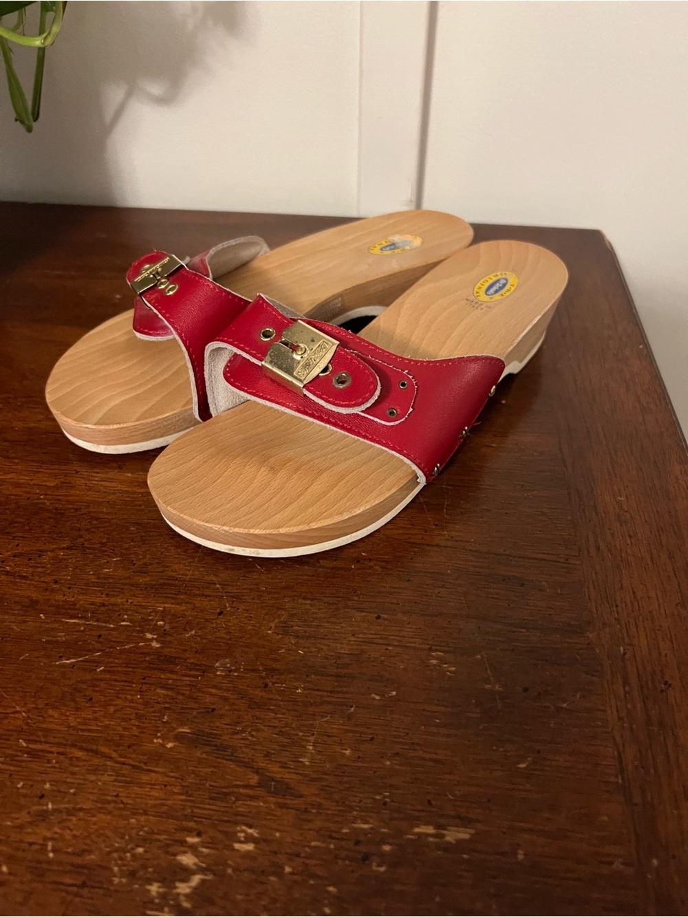 Rare Vintage Dr. Scholl's Original Exercise Sandals Red Leather Made Italy 6.5